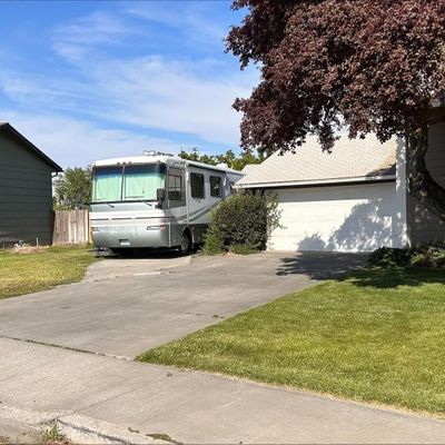 2107 S Dayton St, Kennewick, WA 99337