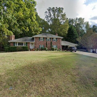 2107 W Marilyn Cir, Cary, NC 27513