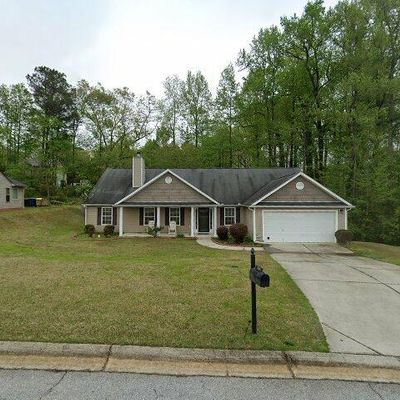 2108 Crown Park Dr, Winder, GA 30680