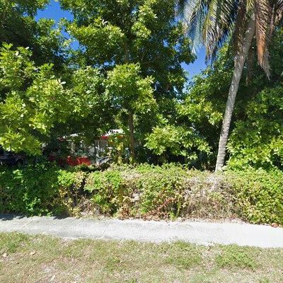 1835 Ne 154 Th St, North Miami Beach, FL 33162