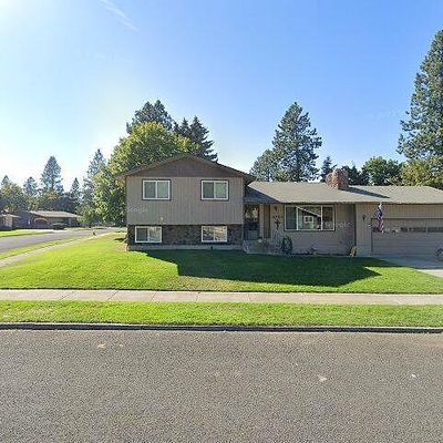 1909 E Pine Hill Ct, Coeur D Alene, ID 83815