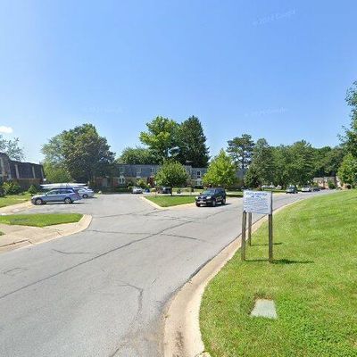 19105 Capehart Dr, Montgomery Village, MD 20886