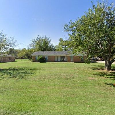 1913 Meadow Dr, Crowley, TX 76036