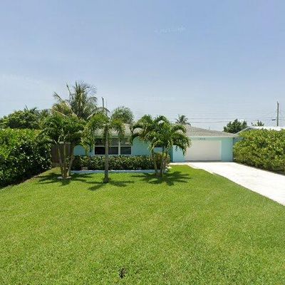 1916 Pleasant Dr, North Palm Beach, FL 33408