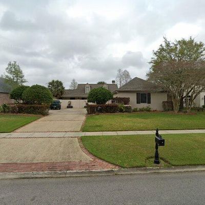 19523 Arcadian Shores Ave, Baton Rouge, LA 70809