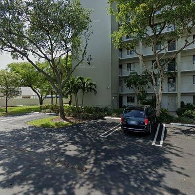 2232 N Cypress Bend Dr #203, Pompano Beach, FL 33069