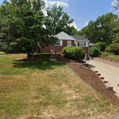 226 Cambridge Rd, Bethel Park, PA 15102