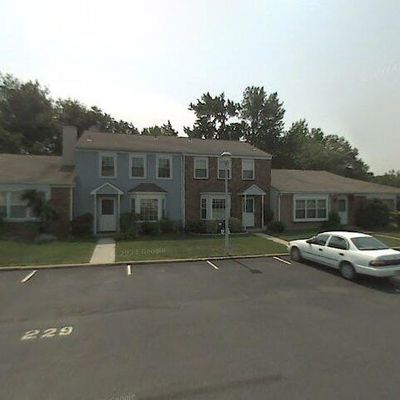 228 Chaucer Ct, Old Bridge, NJ 08857