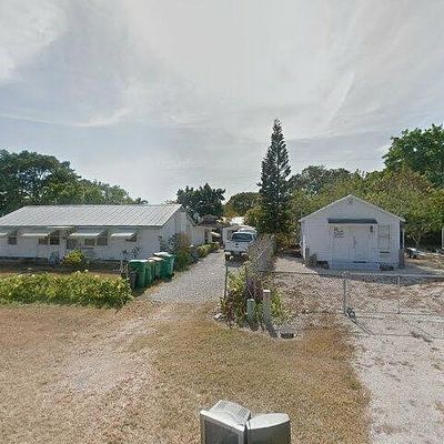 228 Dr E, Goodland, FL 34140