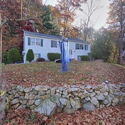 23 Oak Grove Rd, Brookfield, CT 06804