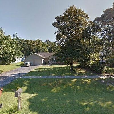 230 Baytree Dr, Jacksonville, NC 28546