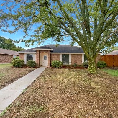 2302 Fuqua Rd, Rowlett, TX 75088