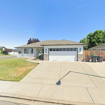 2303 St James Way, Central Point, OR 97502