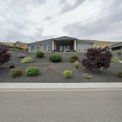 2303 W 51 St Ave, Kennewick, WA 99337