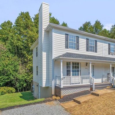 2316 Finch Ct, Charlottesville, VA 22911