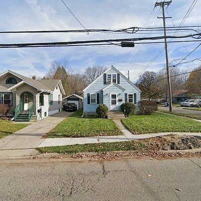 2345 Lyons Ave, Lansing, MI 48910