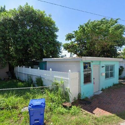 2370 Ne 136 Th Ter, North Miami Beach, FL 33181