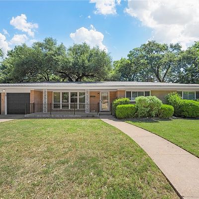 2417 Wooded Acres Dr, Waco, TX 76710