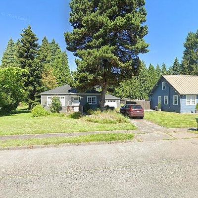 2437 30 Th Ave, Longview, WA 98632