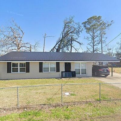 213 Oak D St, Larose, LA 70373