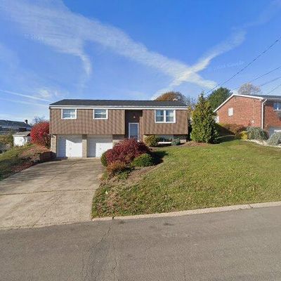 213 Thistle Dr, West Mifflin, PA 15122