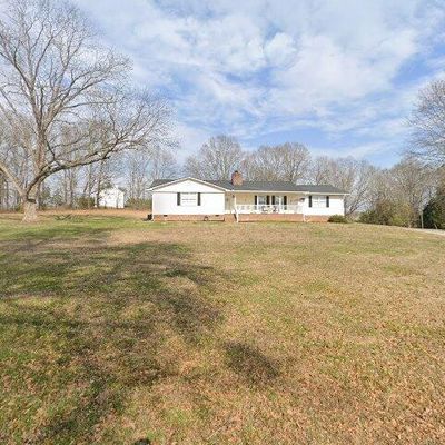 214 Coggins Rd, Woodruff, SC 29388