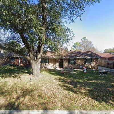 214 Town North Dr, Terrell, TX 75160