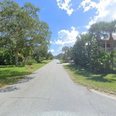 215 7th (Seventh) Avenue, Indialantic, FL 32903