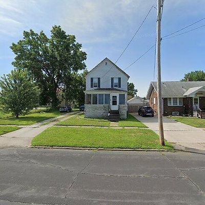 216 2 Nd Ave W, Milan, IL 61264