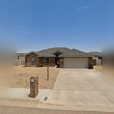 216 Almond Tree Ln, Clovis, NM 88101