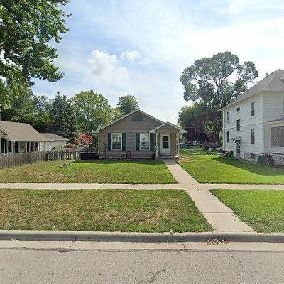 216 N Huron St, De Pere, WI 54115