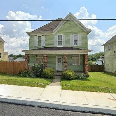 216 S 4 Th St, Youngwood, PA 15697