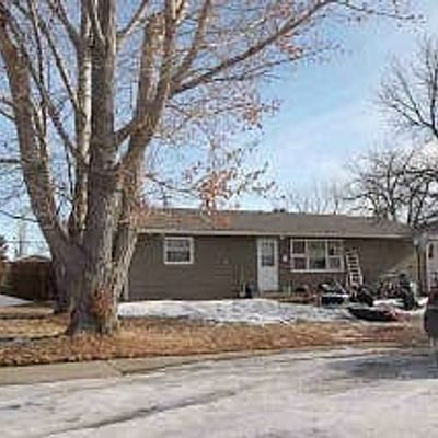 217 2 Nd St, Glendive, MT 59330