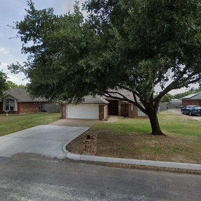 217 Lux Dr, Robinson, TX 76706