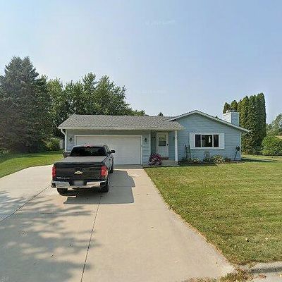 219 S Heritage St, Belgium, WI 53004