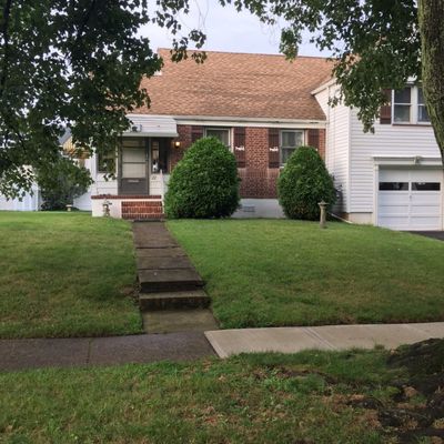 22 Edgewood Ave, Springfield, NJ 07081