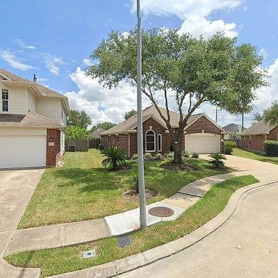 2206 Dawn Shadow Way, Fresno, TX 77545