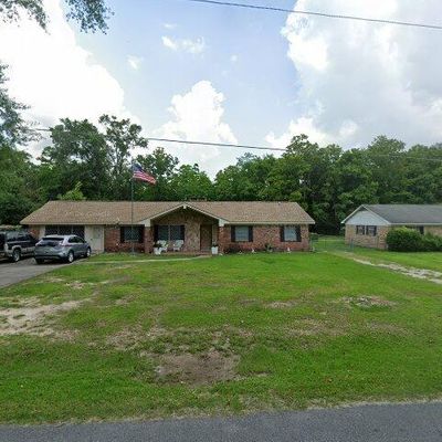 221 Mcrae St, Atmore, AL 36502