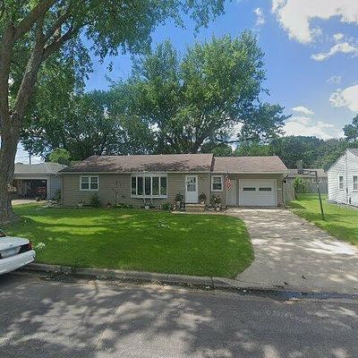 223 Dillon Ave, Mankato, MN 56001