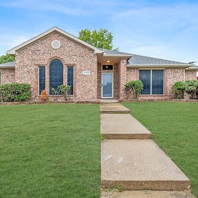 2709 Ash Crk, Mesquite, TX 75181