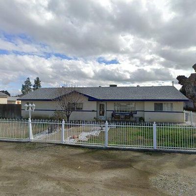 27509 Pine St, Taft, CA 93268