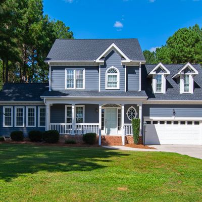 2804 Hunters Retreat Ct, Zebulon, NC 27597