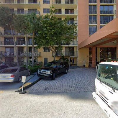 290 174 Th St #2018, Sunny Isles Beach, FL 33160