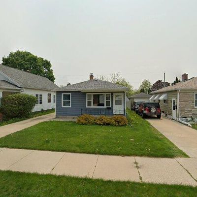 2901 Gillen St, Racine, WI 53403