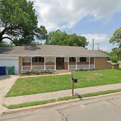 2902 Templeton St, Greenville, TX 75401