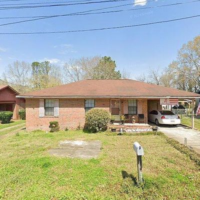 2906 David St, Tuskegee, AL 36083