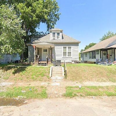 2915 Charles St, Saint Joseph, MO 64501