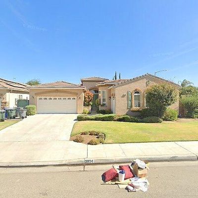 2934 E Salem Ave, Fresno, CA 93720