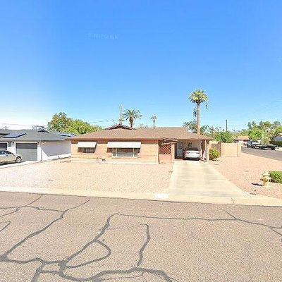 2944 E Avalon Dr, Phoenix, AZ 85016