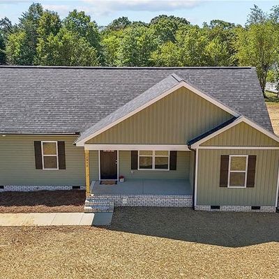 2472 Price Rd, Eden, NC 27288